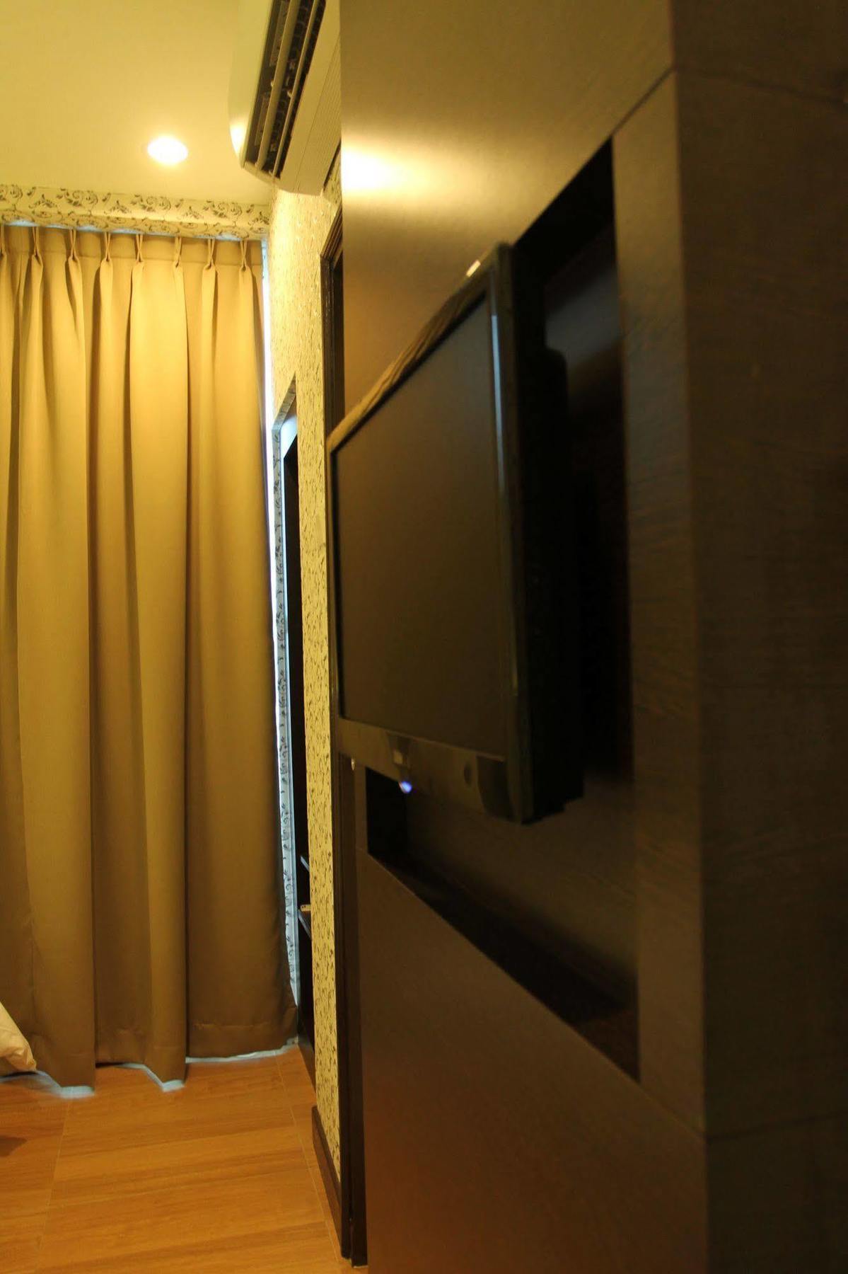 Wf Hotel Johor Bahru Zewnętrze zdjęcie